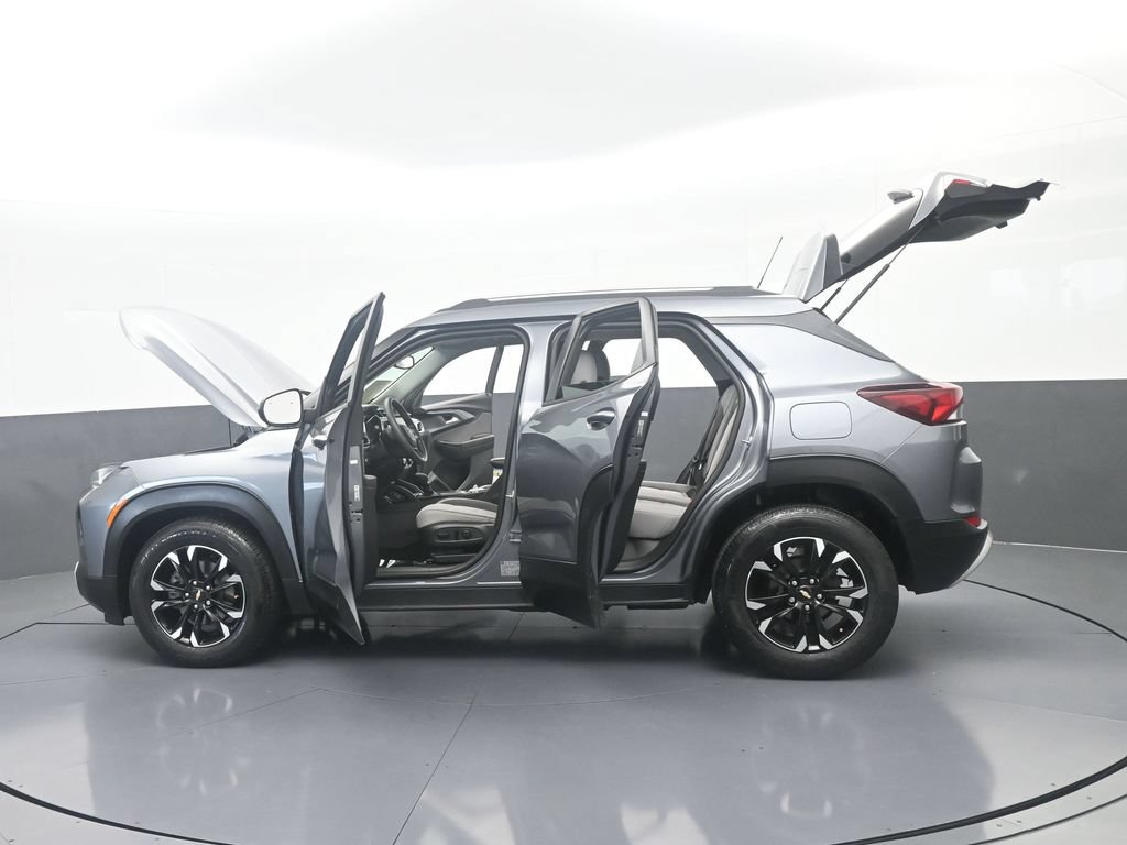 Used 2021 Chevrolet TrailBlazer LT w/ Convenience Package FWD image 70