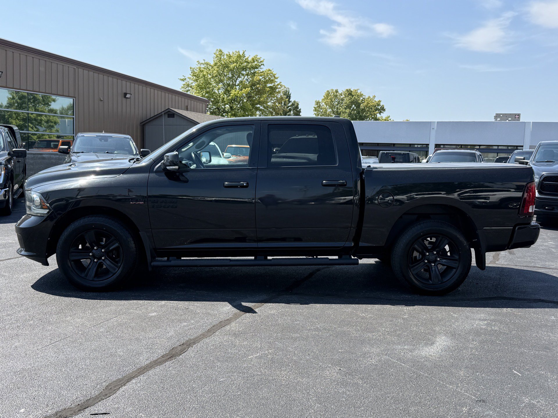 Used 2017 RAM 1500 Sport w/ Black Ram 1500 Sport Group AWD/4WD image 5
