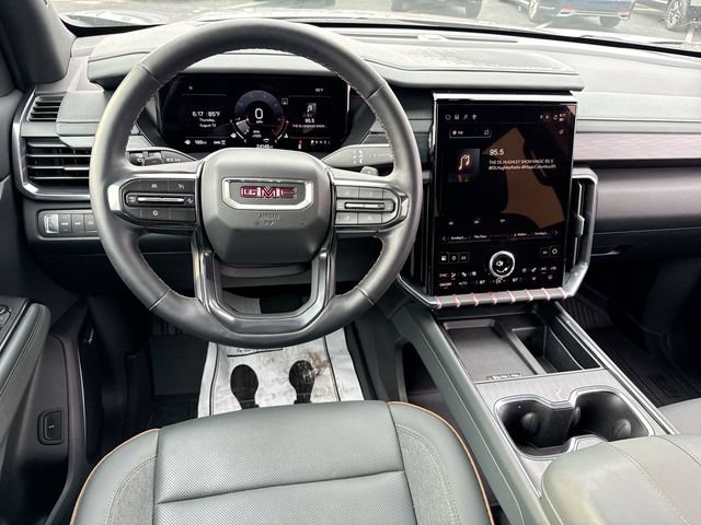 Used 2024 GMC Acadia AT4 w/ Luxury Package AWD/4WD image 14