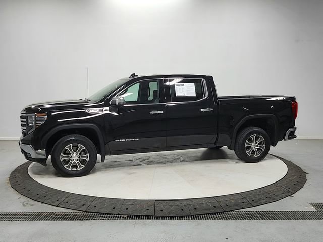 Used 2025 GMC Sierra 1500 SLT image 4