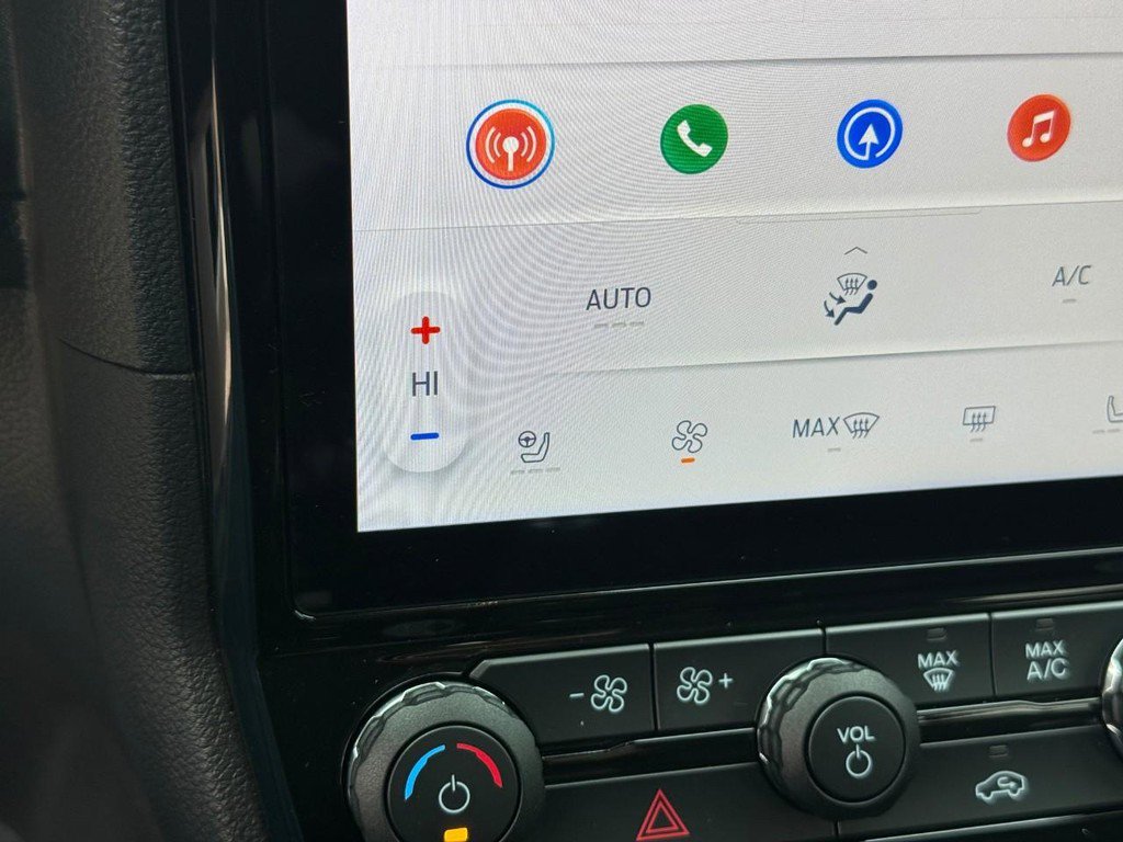 Used 2025 Ford Ranger Lariat w/ FX4 Off-Road Package image 22