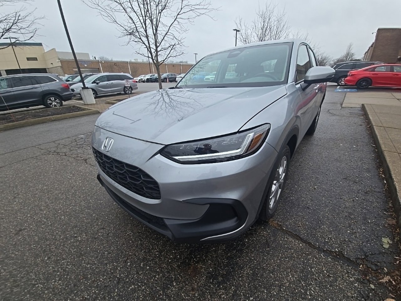 Used 2023 Honda HR-V LX image 7