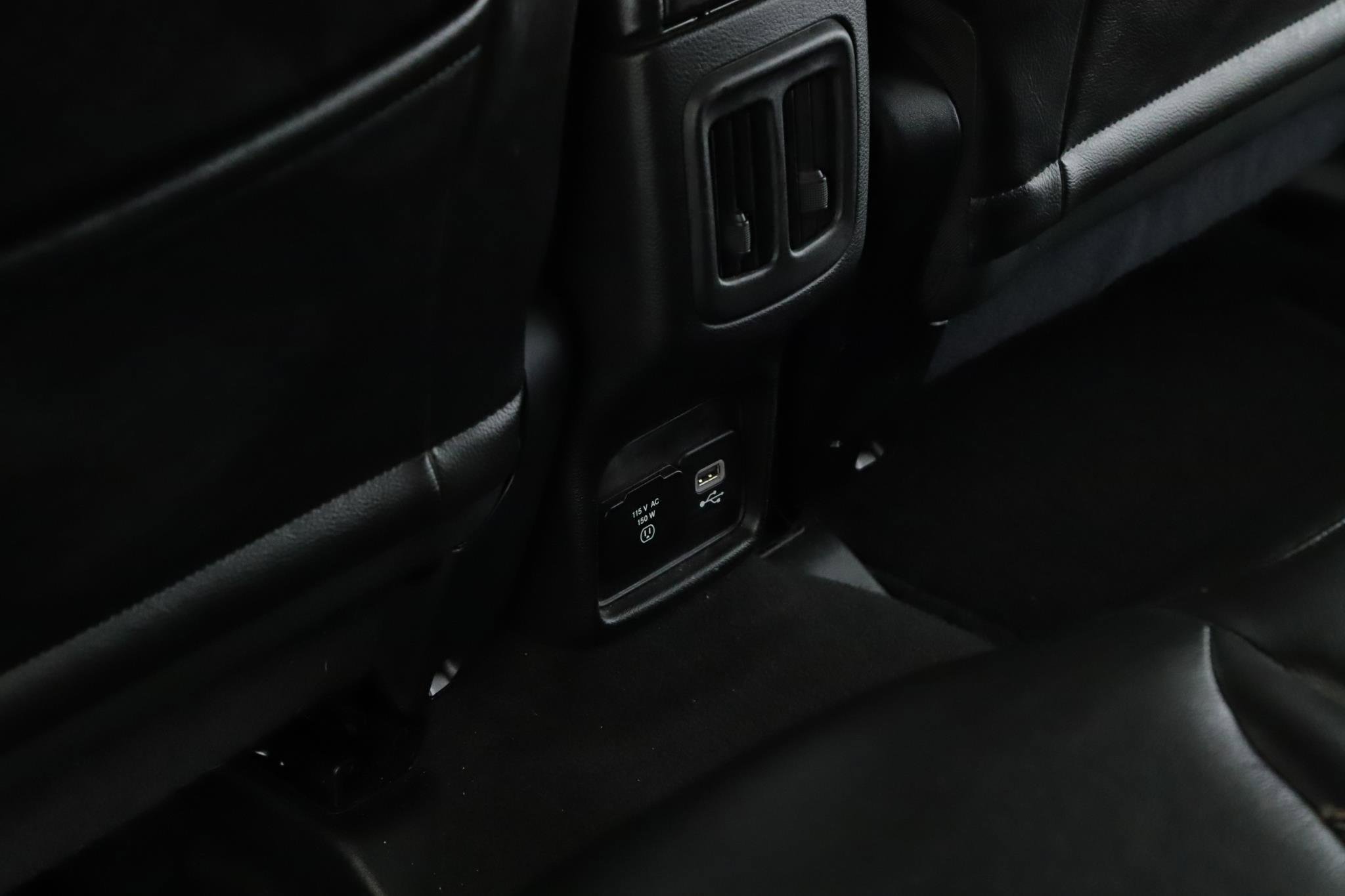 Used 2018 Jeep Compass Limited w/ Navigation Group image 6