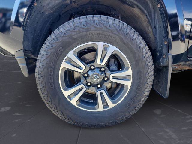 Certified 2019 Toyota Tacoma TRD Sport w/ Technology Package AWD/4WD image 14