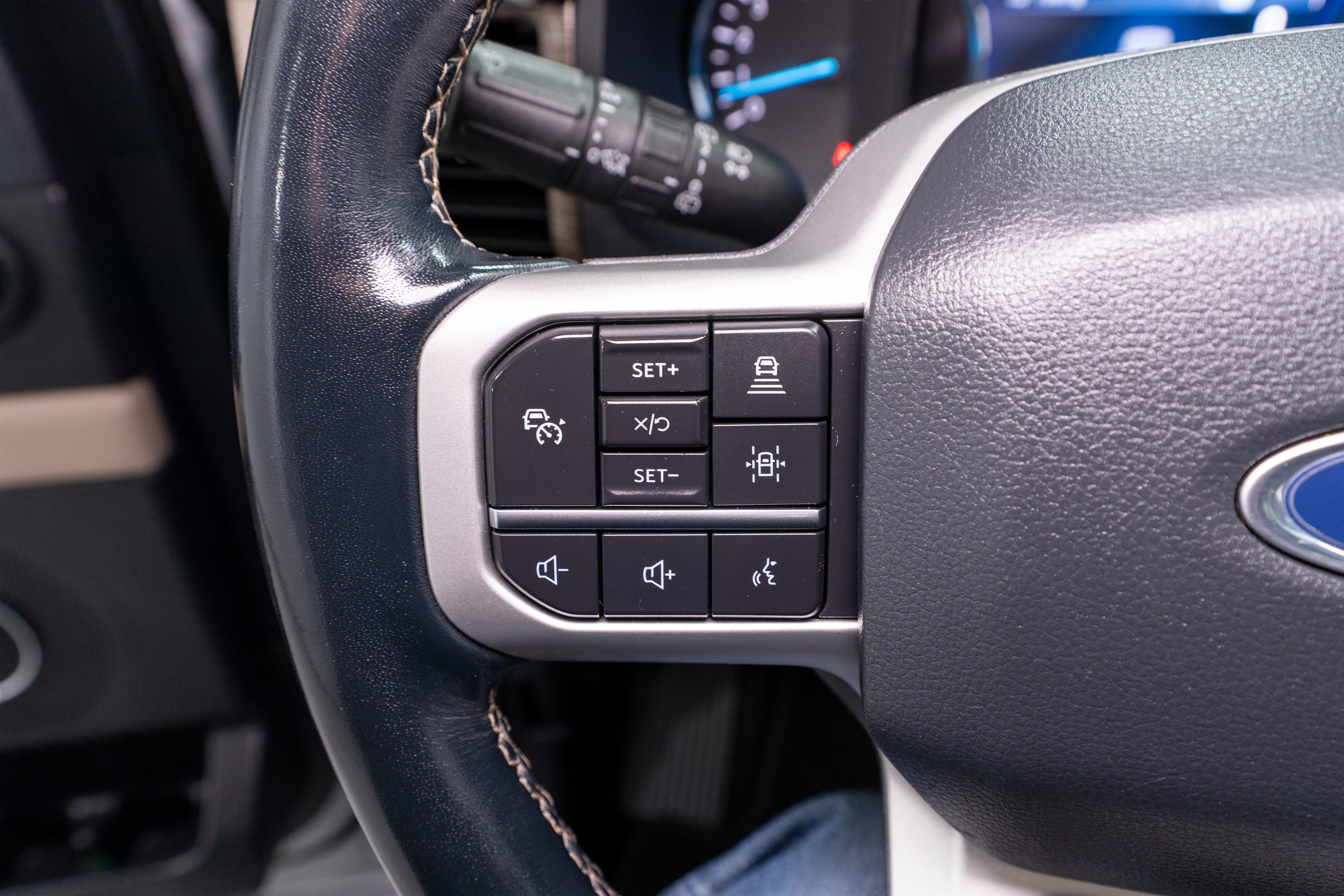 Used 2023 Ford Expedition Max Limited image 28