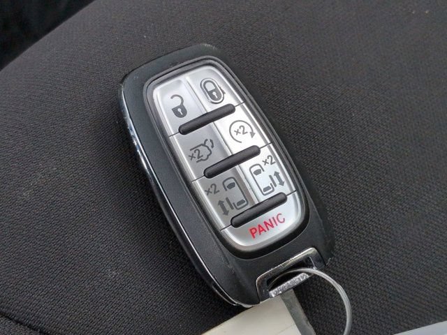 Used 2023 Chrysler Voyager LX FWD image 27