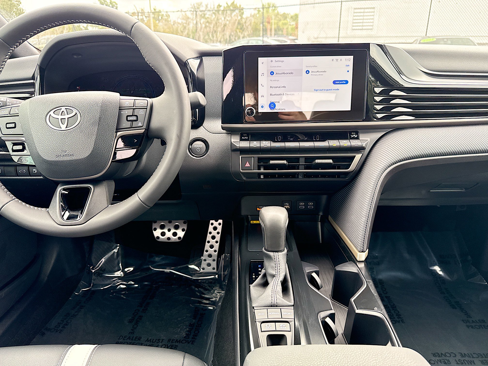 Used 2025 Toyota Camry SE image 19