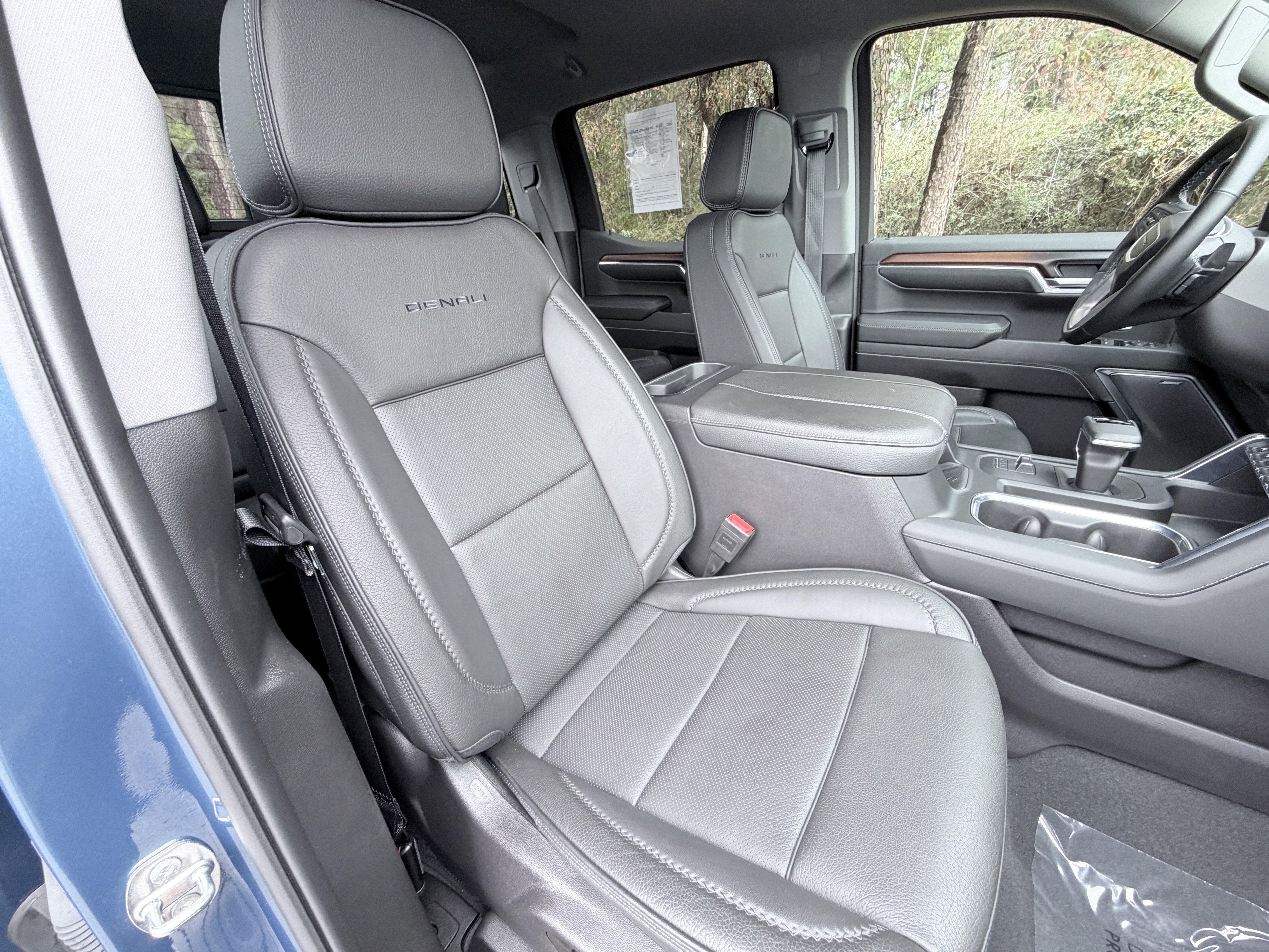 Used 2024 GMC Sierra 1500 Denali w/ Technology Package image 24