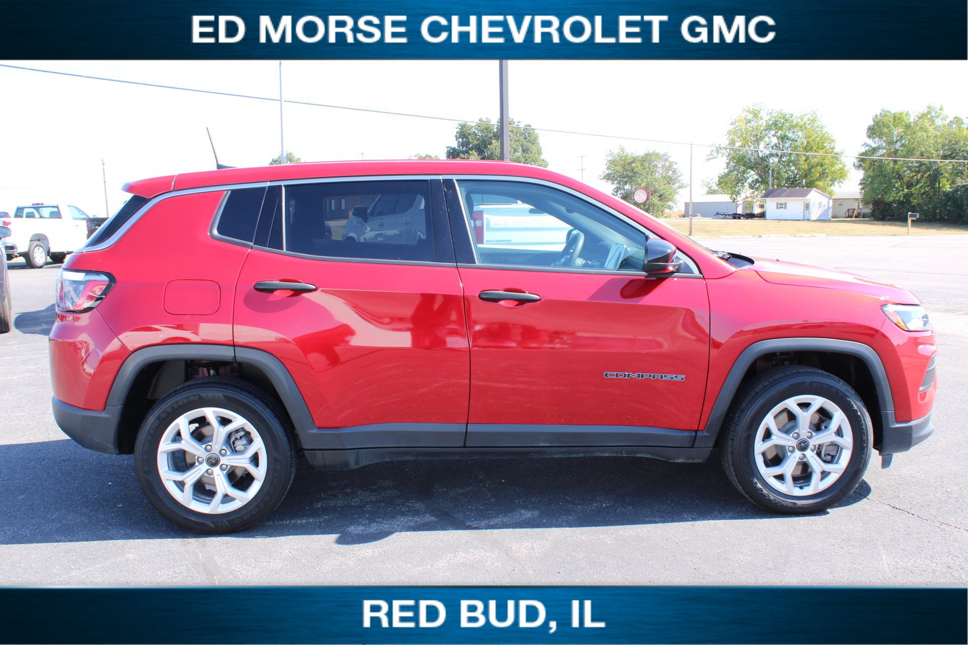 Used 2025 Jeep Compass Sport AWD/4WD image 2