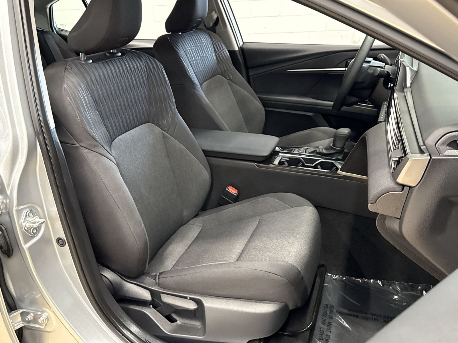 Used 2025 Toyota Camry LE w/ Convenience Package AWD/4WD image 30