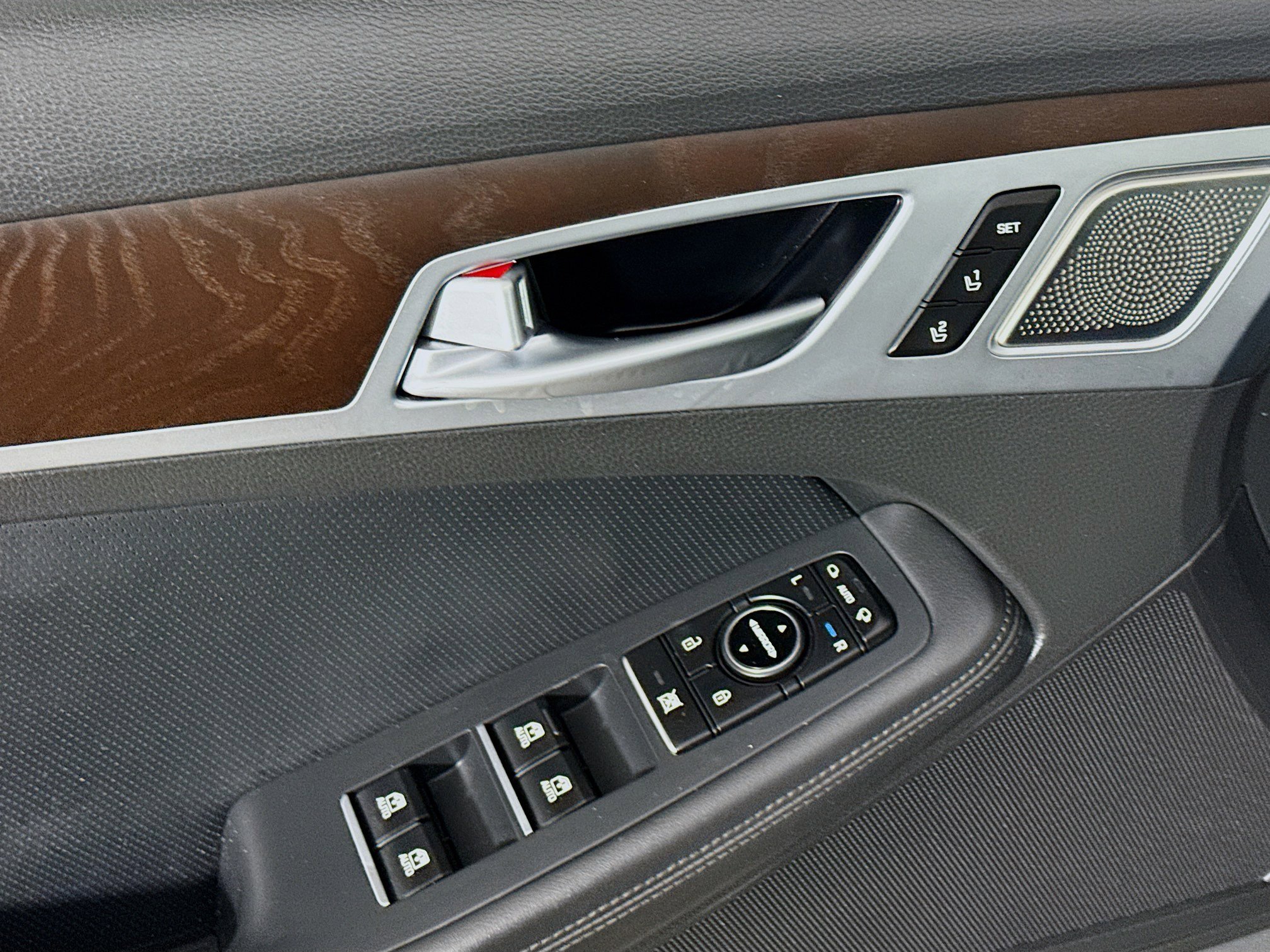 Used 2019 Genesis G80 3.8 w/ Ultimate Package 03 image 24