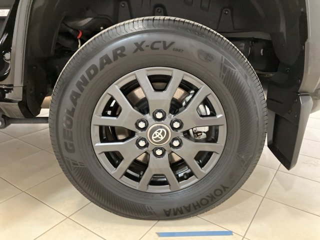 Used 2025 Toyota 4Runner SR5 image 27