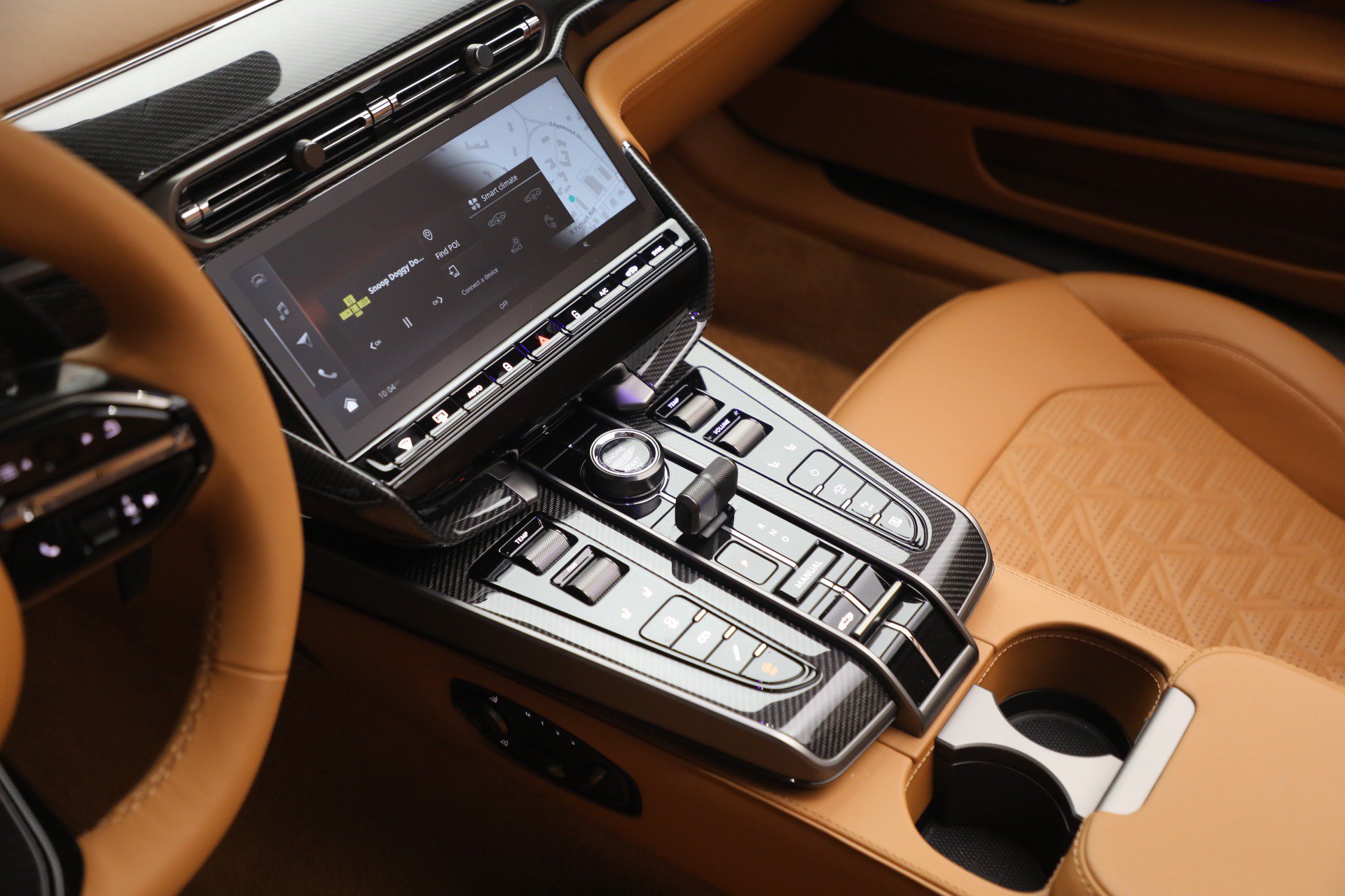 New 2026 Aston Martin Vanquish Convertible RWD image 35
