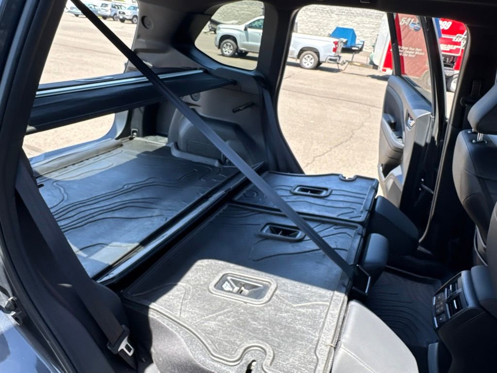 Certified 2025 Subaru Forester Touring AWD/4WD image 19