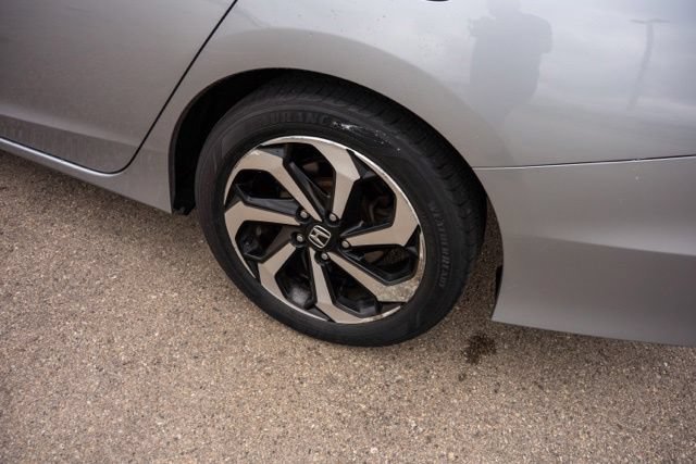 Used 2016 Honda Accord EX-L image 11