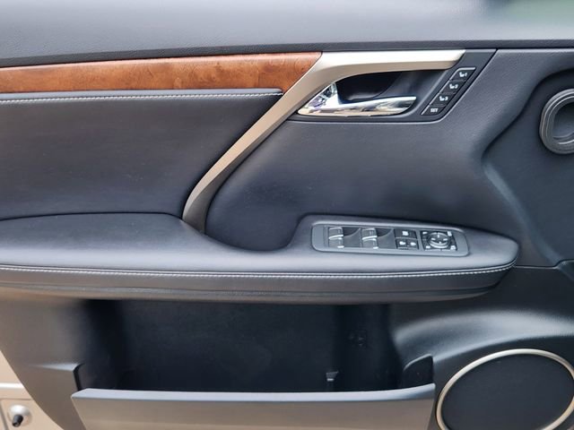 Used 2021 Lexus RX 350L Premium w/ Premium Package image 21