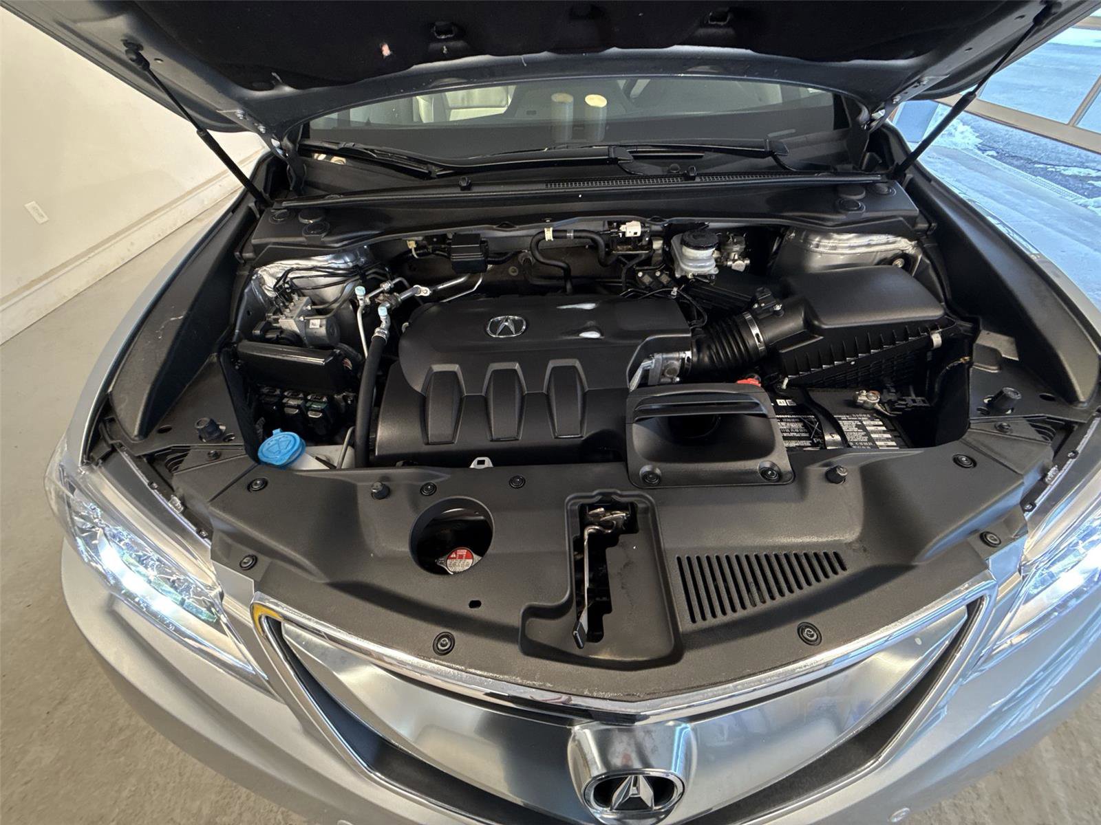 Used 2018 Acura RDX AWD w/ Advance Package image 18