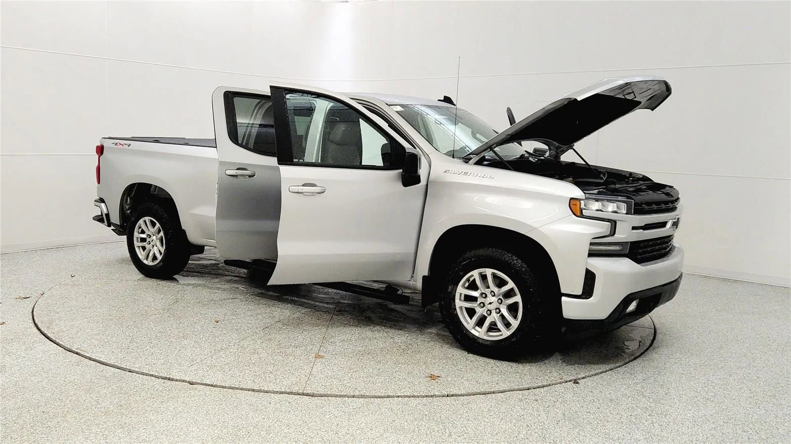Used 2019 Chevrolet Silverado 1500 RST w/ All-Star Edition image 9