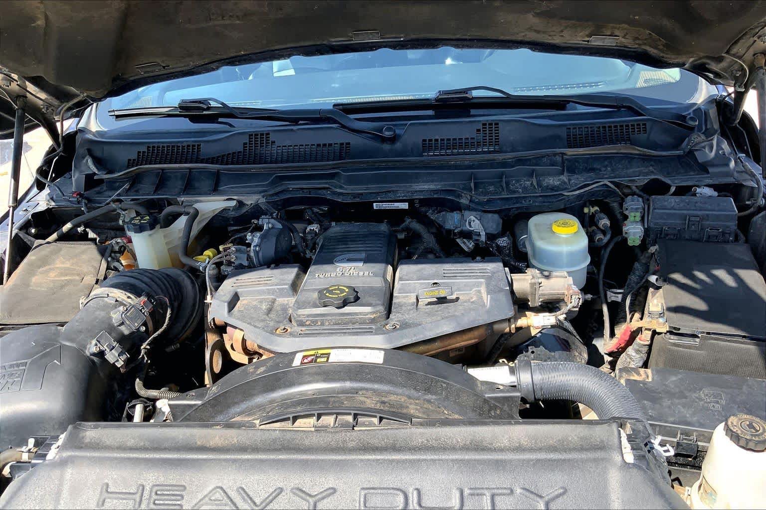 Used 2014 RAM 2500 Laramie w/ Convenience Group AWD/4WD image 32