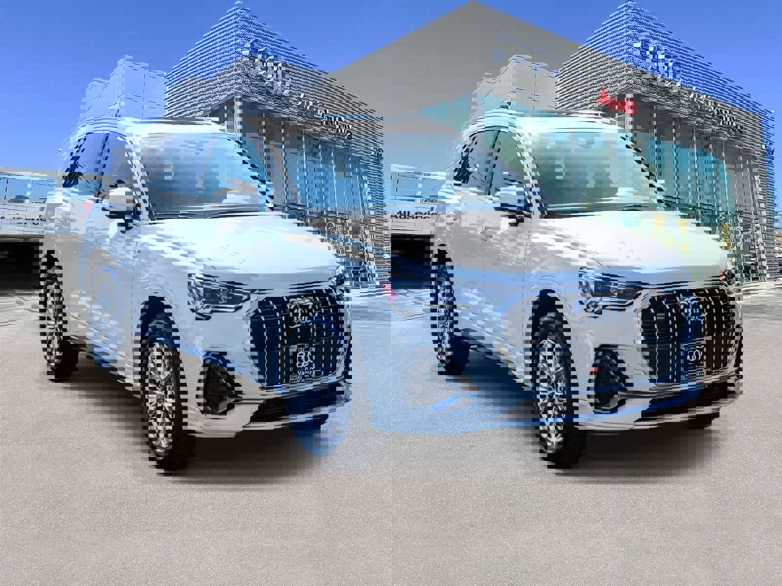 Used 2025 Audi Q3 2.0T Premium image 5