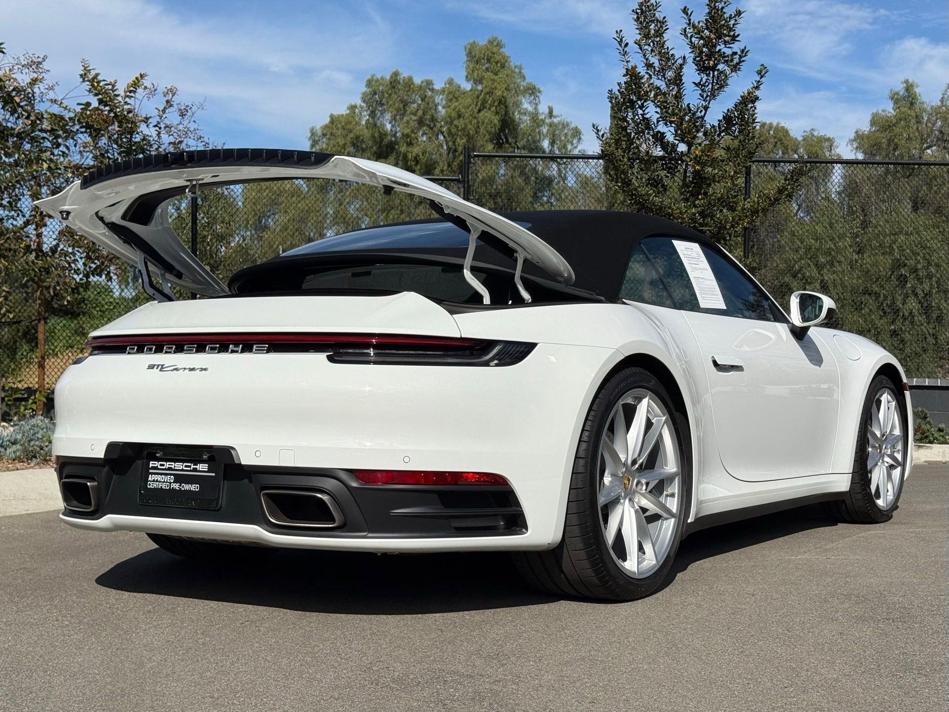 Certified 2024 Porsche 911 Carrera image 33
