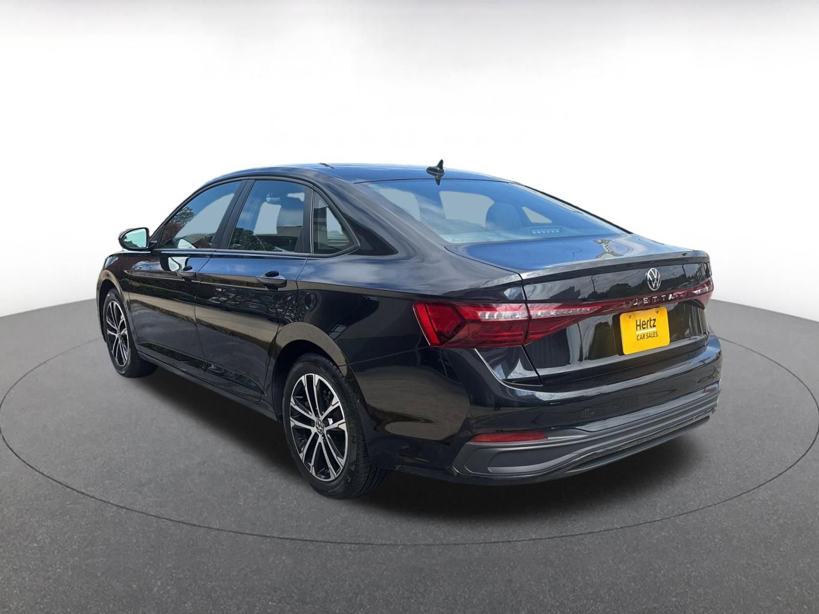 Used 2025 Volkswagen Jetta Sport FWD image 11