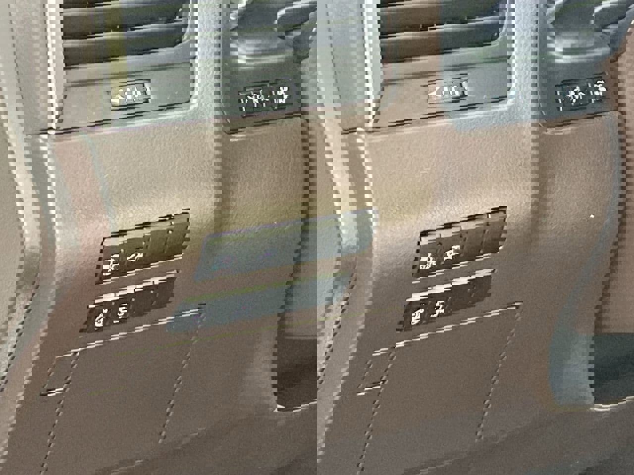 Used 2020 Lexus RX 350L FWD w/ Premium Package image 13