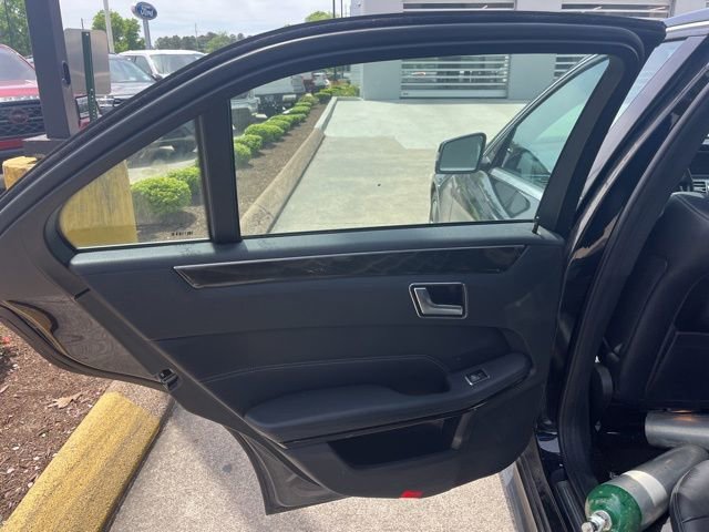 Used 2014 Mercedes-Benz E 350 Sedan image 14