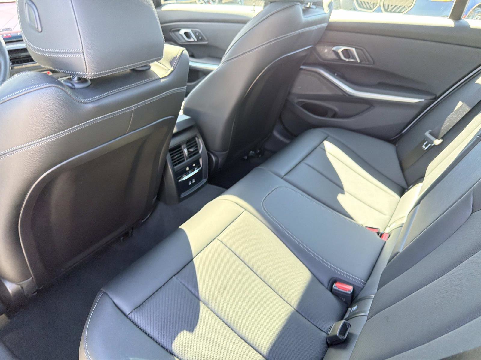 Used 2025 BMW M340i image 11