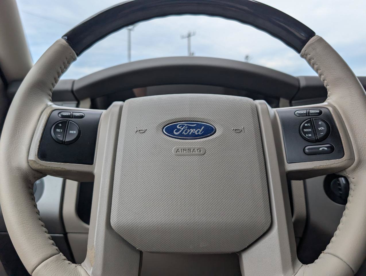 Used 2012 Ford Expedition EL Limited AWD/4WD image 14