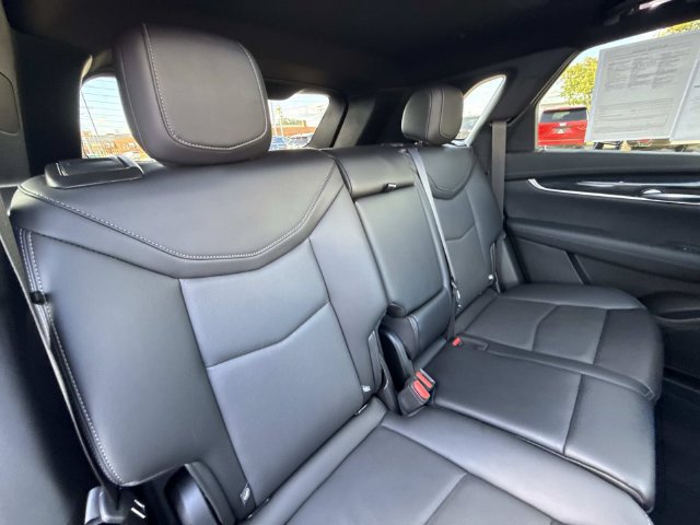 Certified 2024 Cadillac XT5 Premium Luxury w/ LPO, Floor Liner Package AWD/4WD image 58