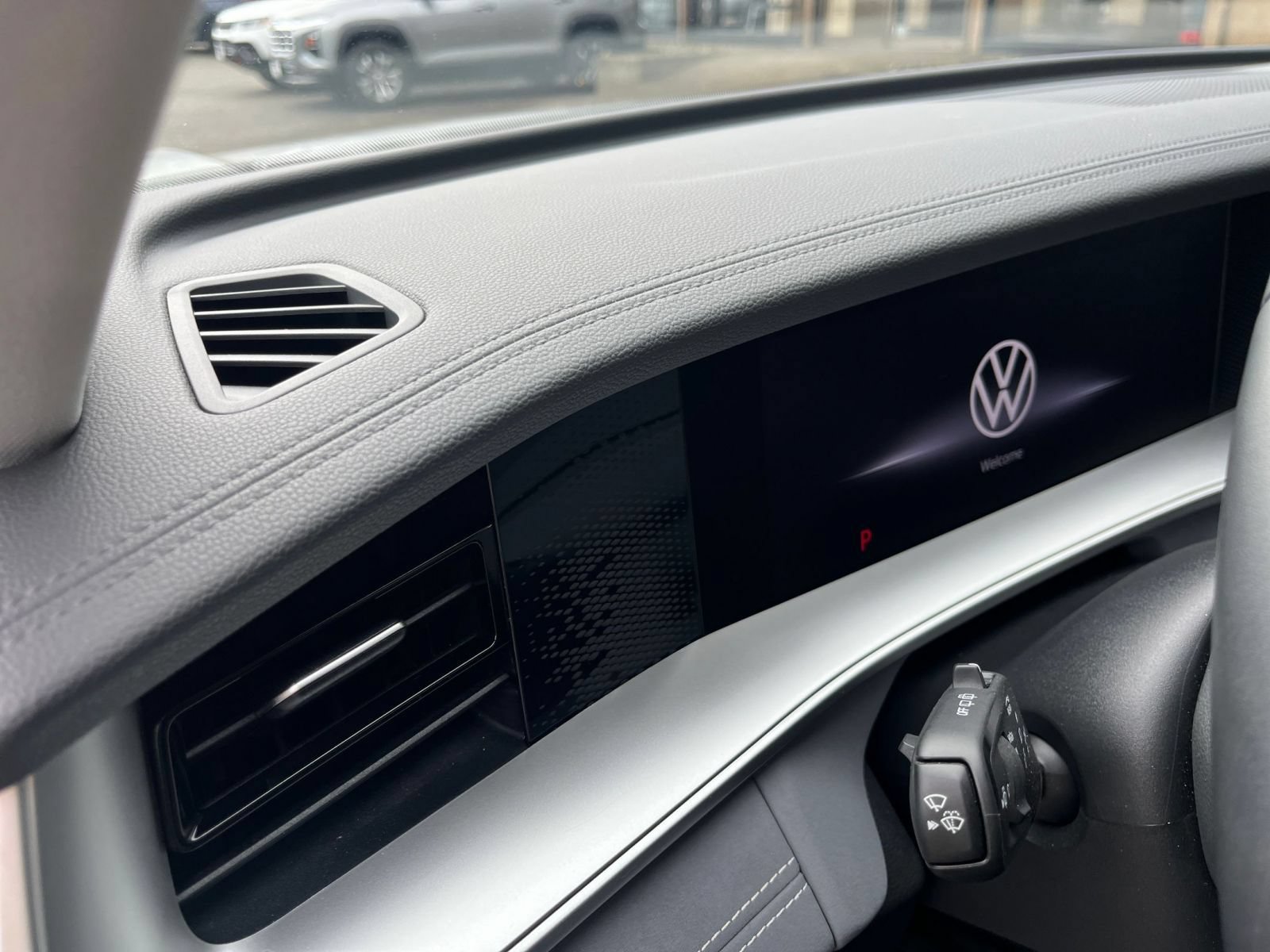 Used 2026 Volkswagen Tiguan SE AWD/4WD image 36