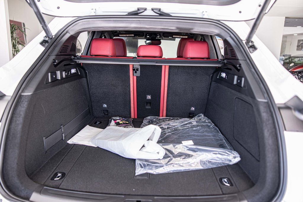 New 2026 Maserati Grecale Modena image 17