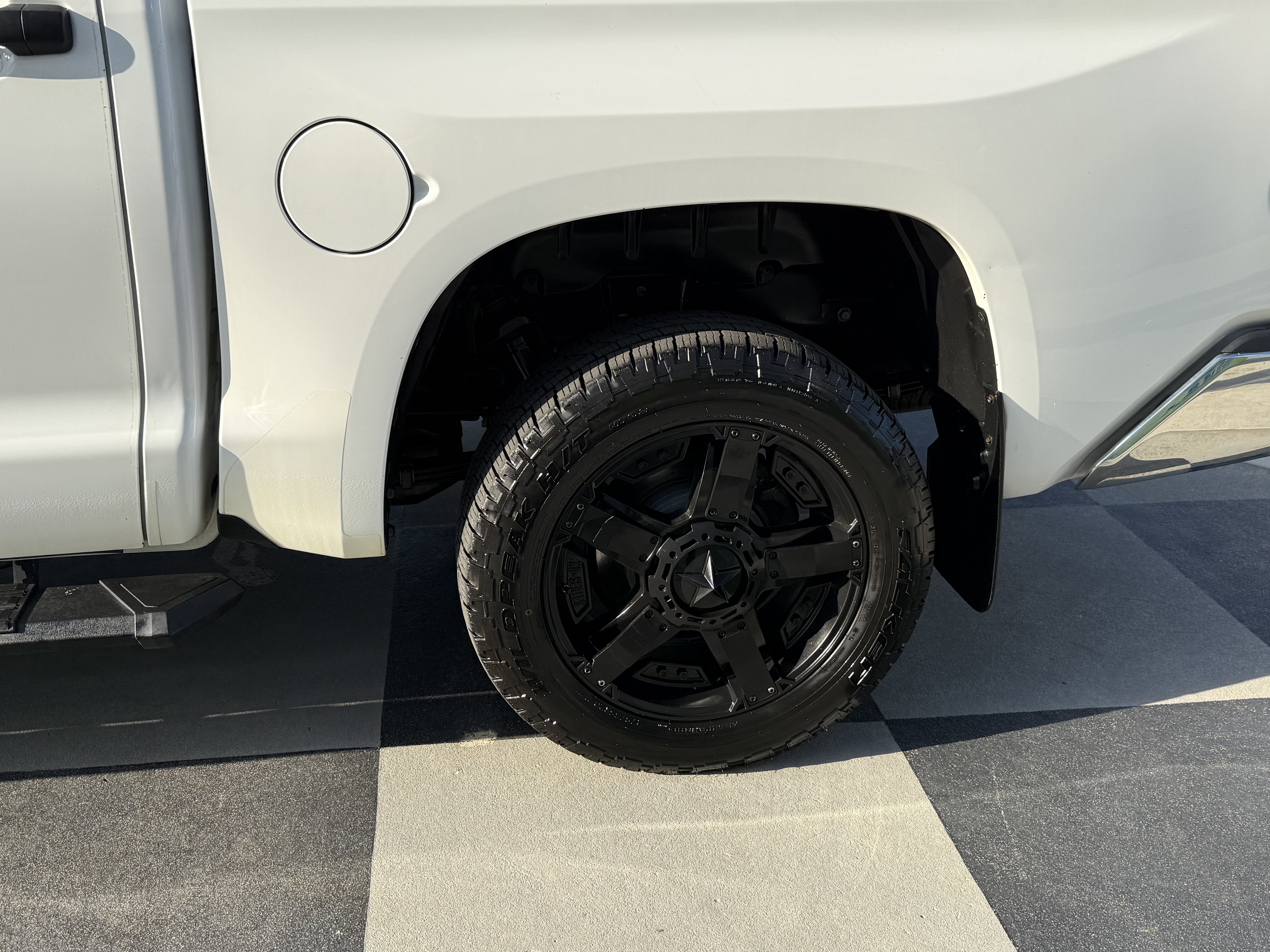 Used 2019 Toyota Tundra SR5 image 13