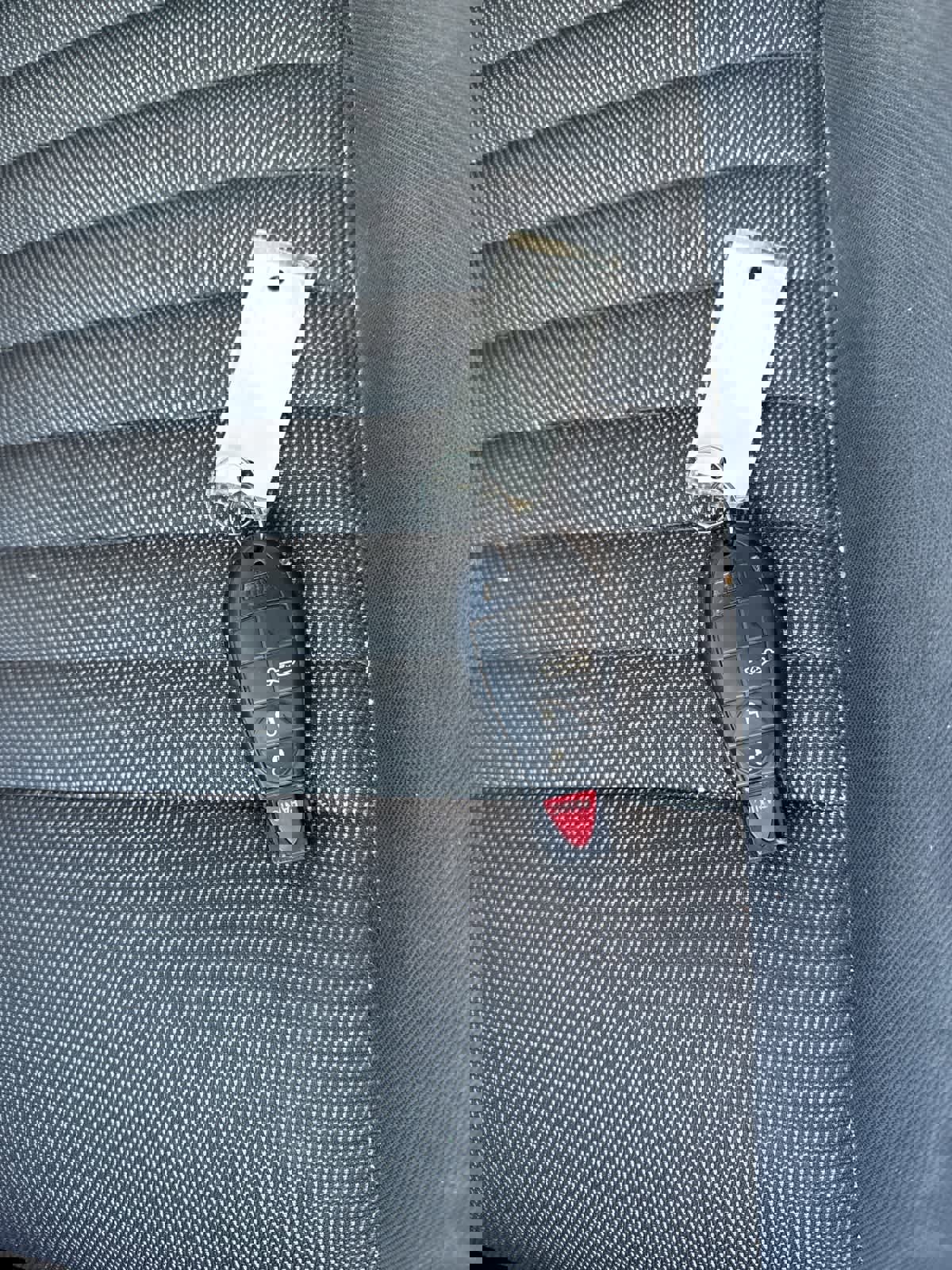 Used 2014 Dodge Challenger SXT image 19