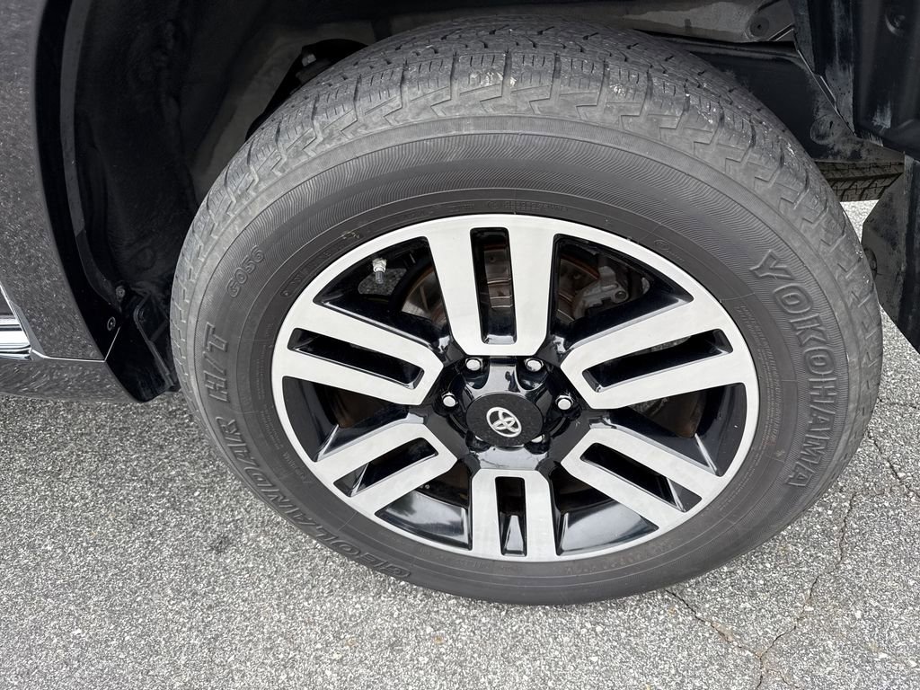 Used 2016 Toyota 4Runner Limited AWD/4WD image 19