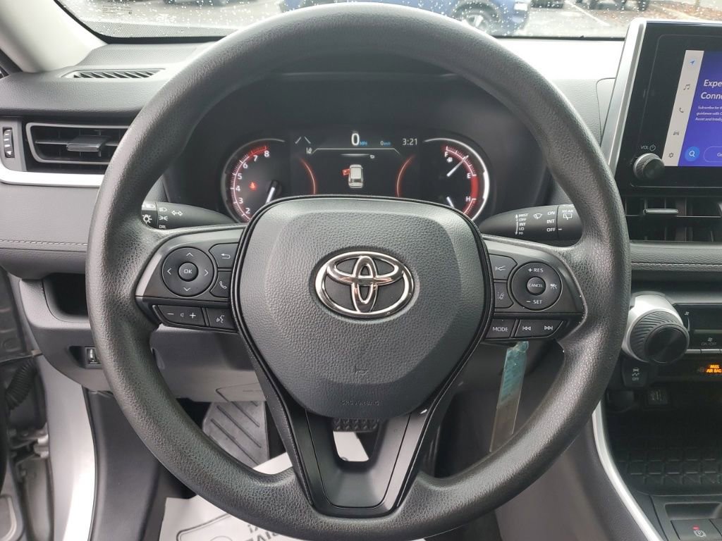 Used 2023 Toyota RAV4 LE image 15