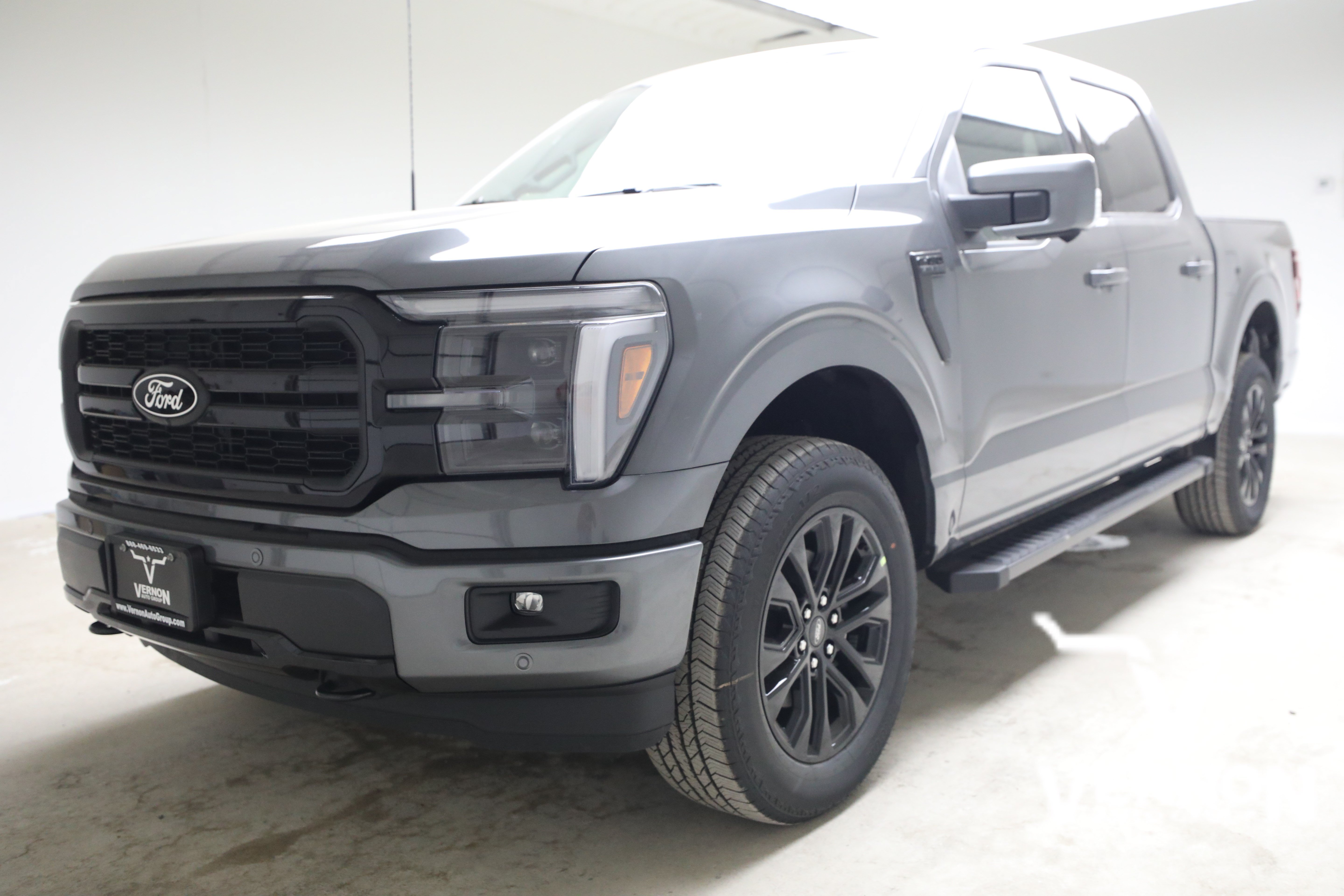 New 2026 Ford F150 Lariat w/ Equipment Group 501A Mid