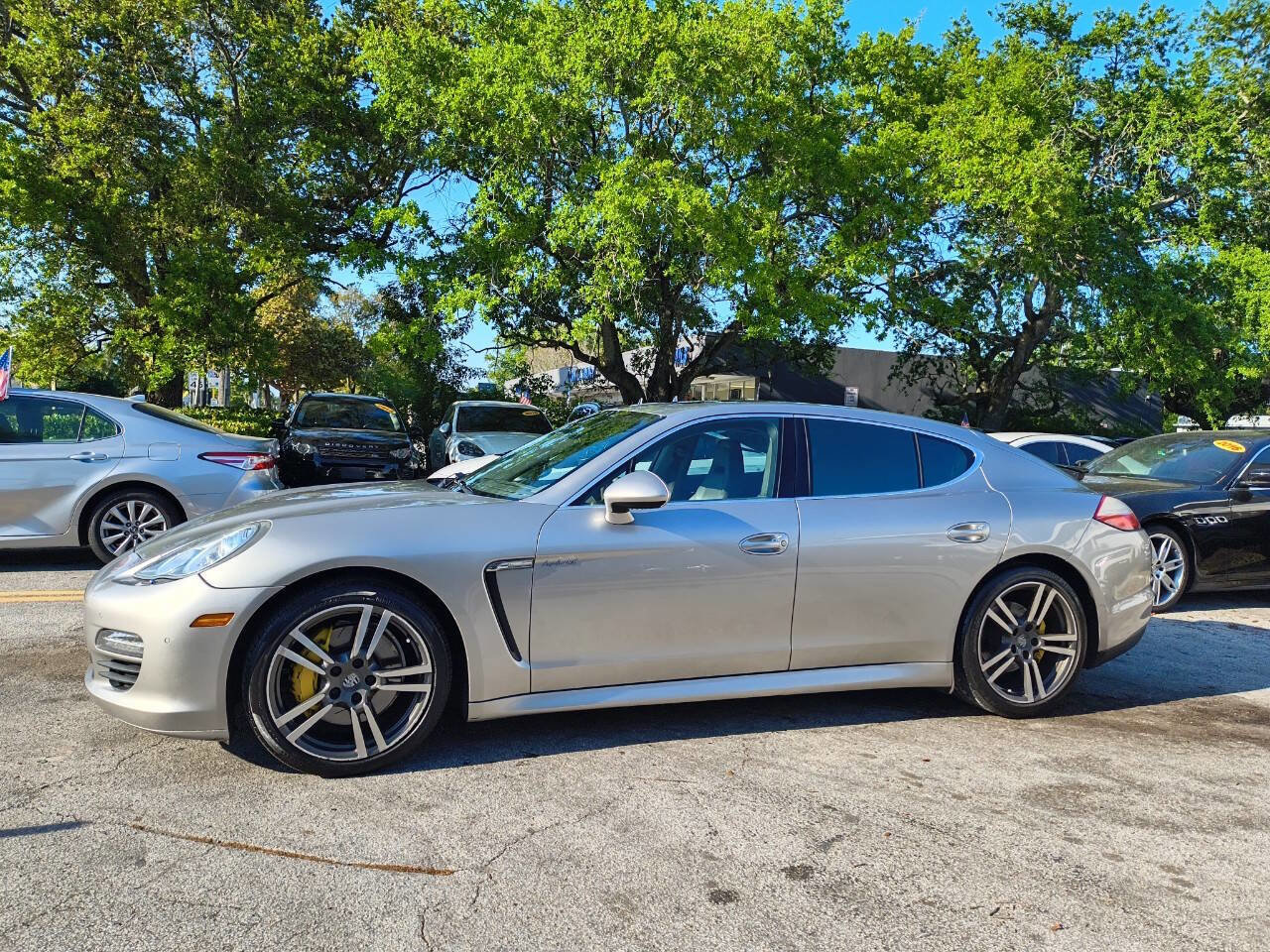 Used 2013 Porsche Panamera S w/ Comfort Pkg image 4