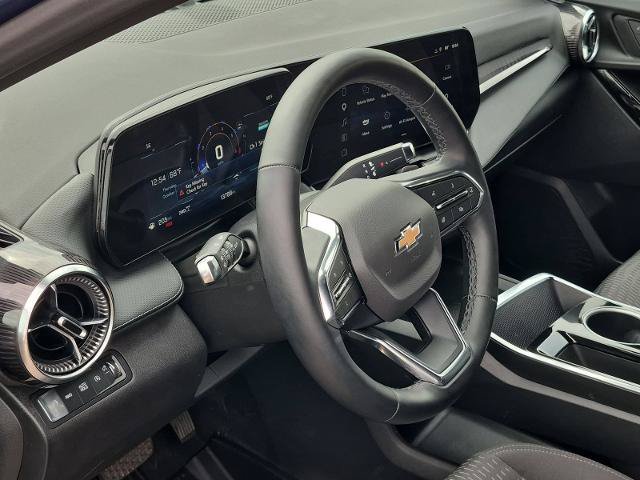 Used 2025 Chevrolet Equinox LT w/ Safety and Technology Package AWD/4WD image 10