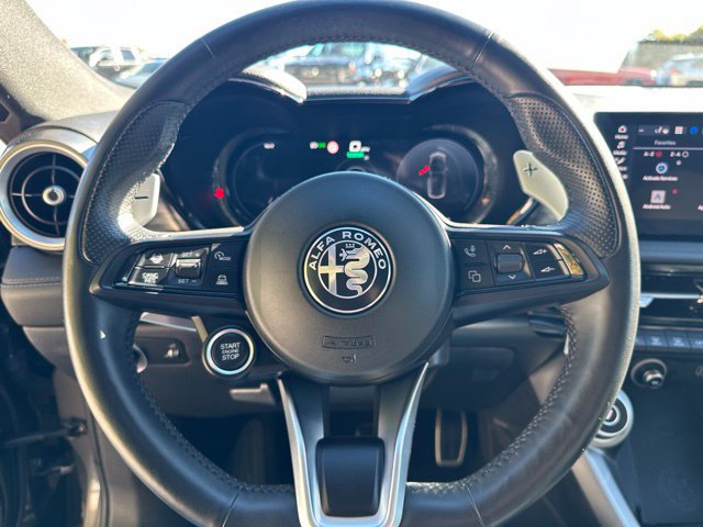 Used 2024 Alfa Romeo Tonale Veloce w/ Active Assist Package AWD/4WD image 27