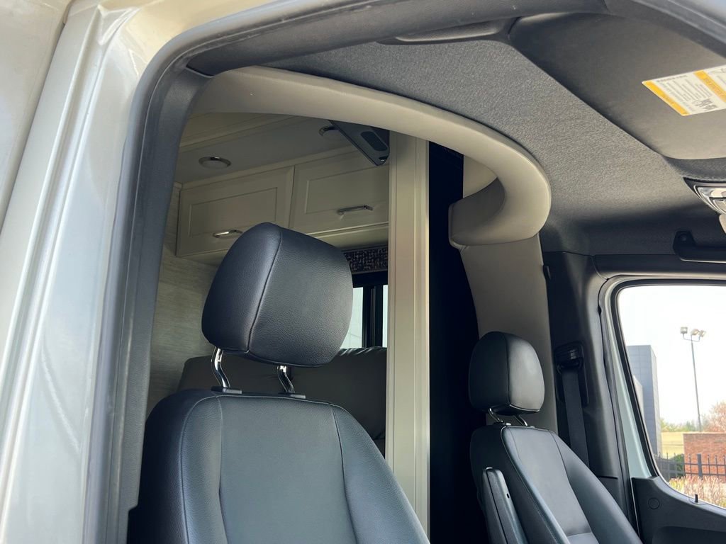 Used 2020 Mercedes-Benz Sprinter 3500 image 32
