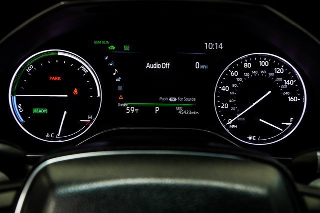 Used 2021 Toyota Avalon XLE w/ Moonroof Package image 32