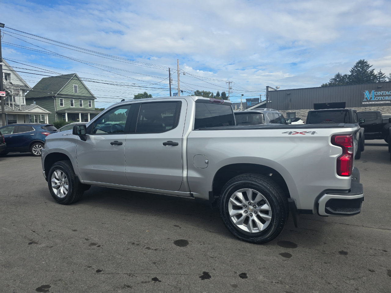 Used 2022 Chevrolet Silverado 1500 Custom image 3
