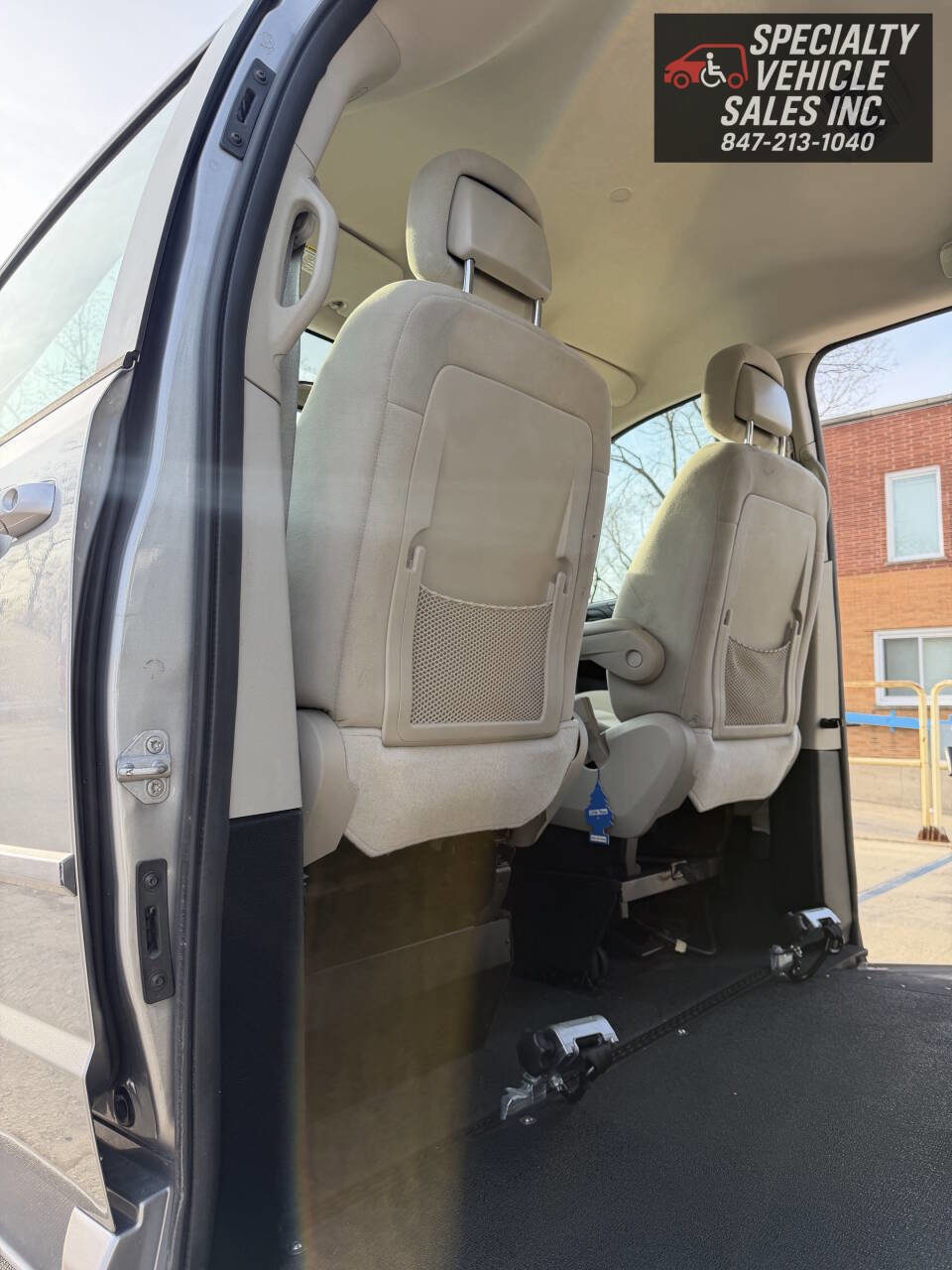 Used 2016 Dodge Grand Caravan SE w/ Quick Order Package 29E SE image 18