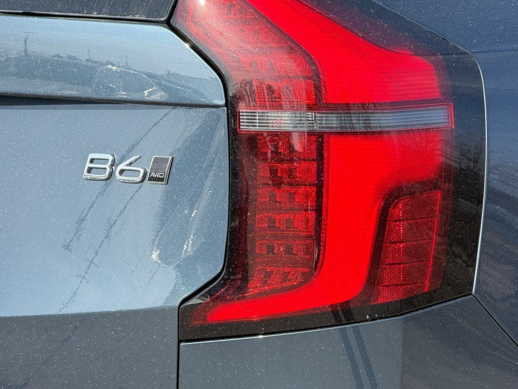 New 2026 Volvo XC90 B6 Ultra w/ Protection Package AWD/4WD image 9