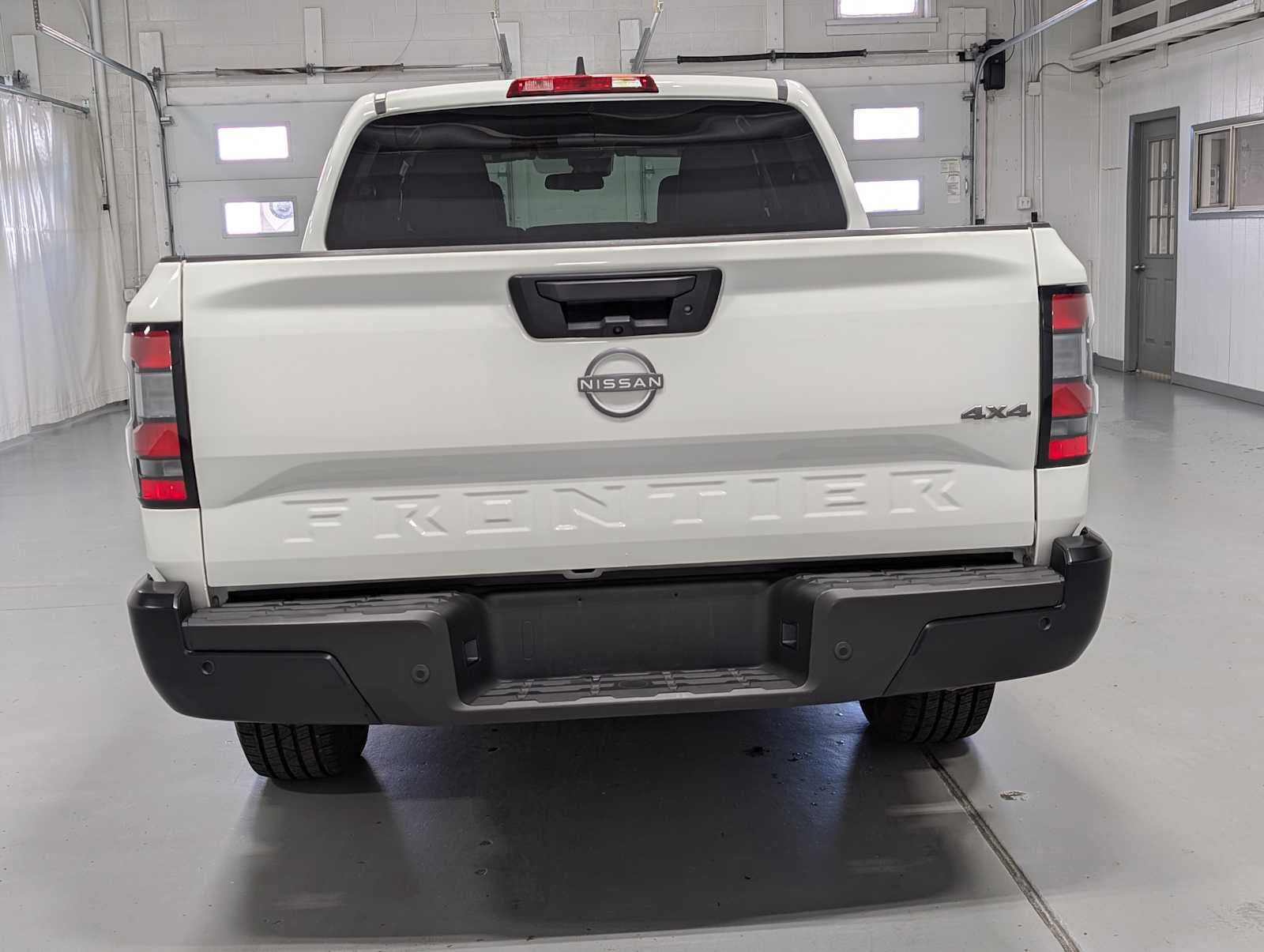 Used 2022 Nissan Frontier S w/ Technology Package image 8