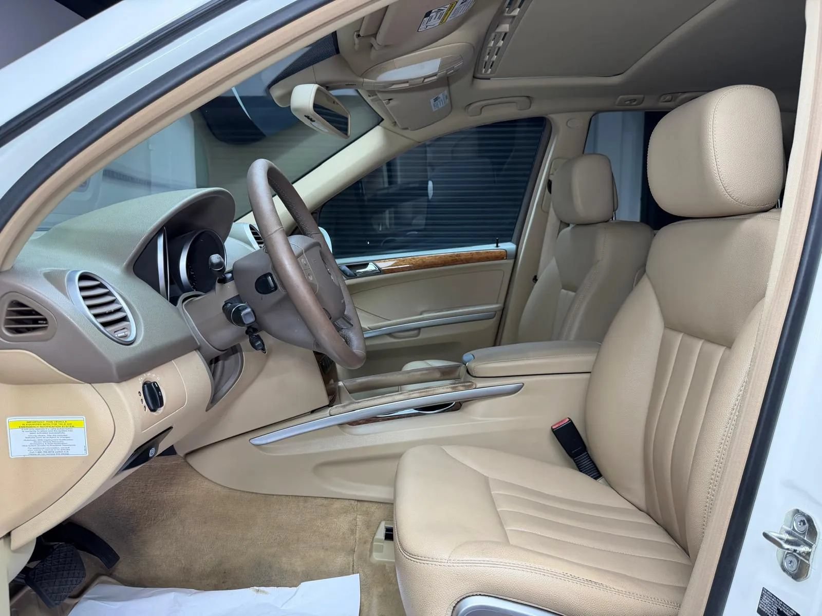 Used 2007 Mercedes-Benz ML 350 4MATIC w/ P2 Pkg image 29