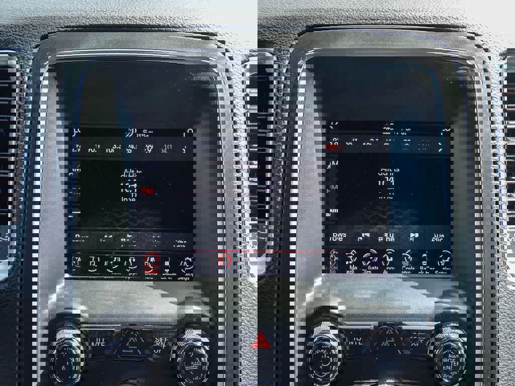 Used 2019 Dodge Durango SXT image 13