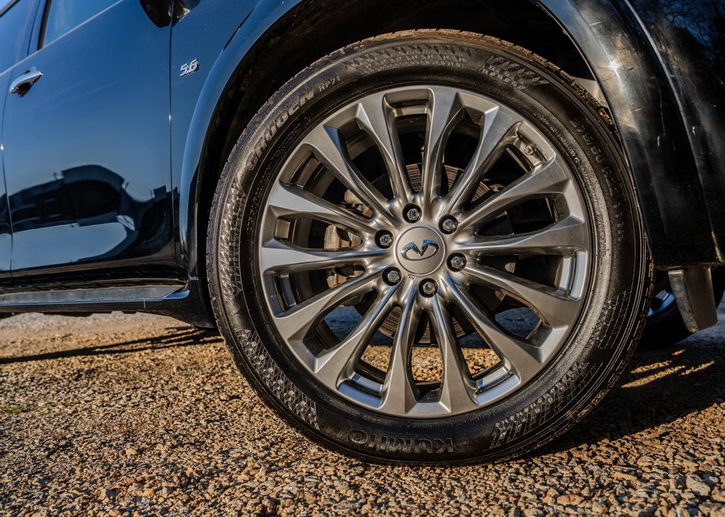 Used 2017 INFINITI QX80 2WD w/ Driver Assistance Package image 13